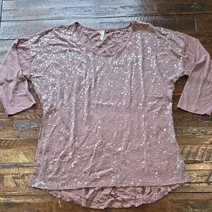 Studio Y Sparkling Sequin Mauve 3/4 Sleeve Top With Lace Back Size L